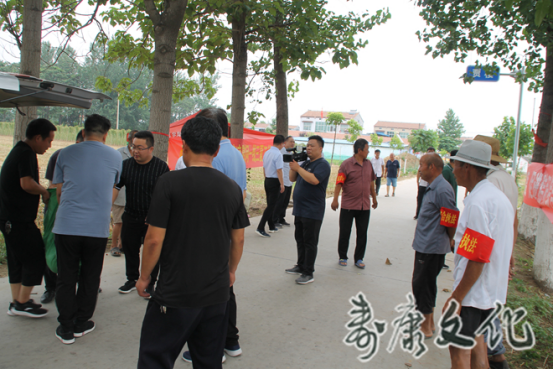 寿康学会夏日送清凉慰问一线三夏工作人员