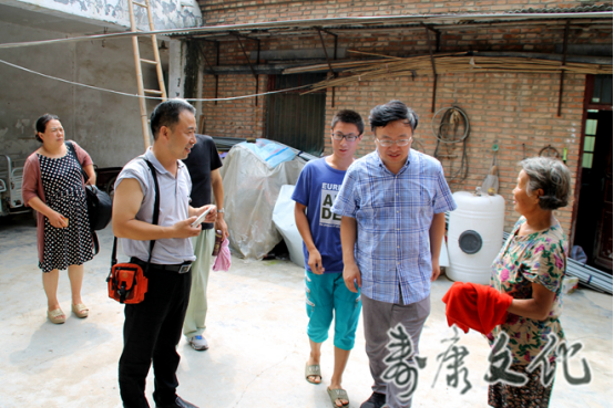 一路爱心相伴 孤儿谷梦磊终圆高校梦